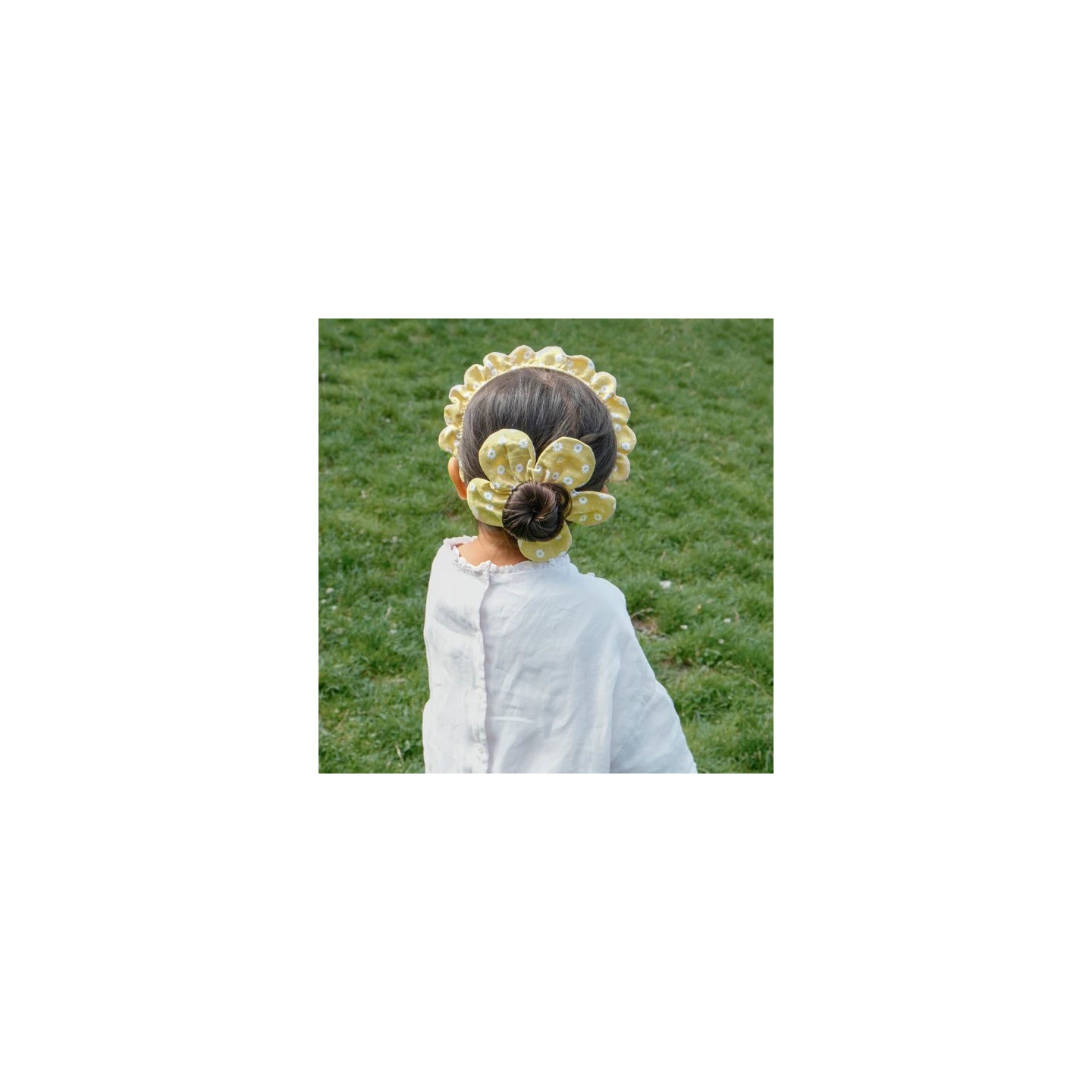 Scrunchie Daisy