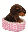 Peluche Salchicha Watson en cama