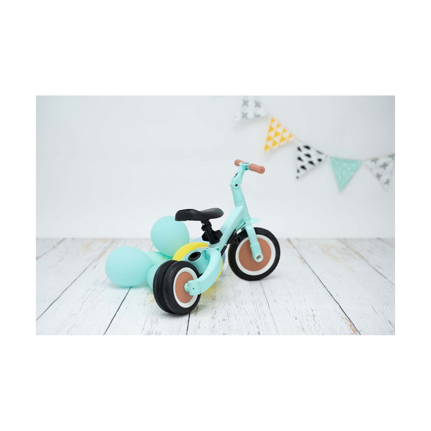 Triciclo multifuncion Gyro Menta