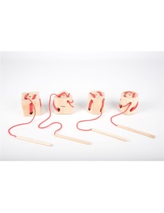 Dado de madera con cordones para enhebrar 2