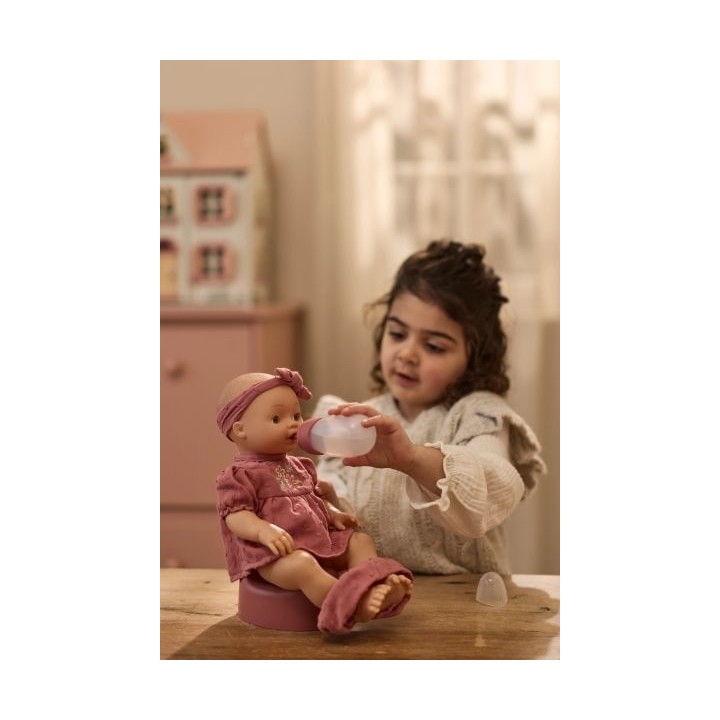 Muñeca Cuidados Livia