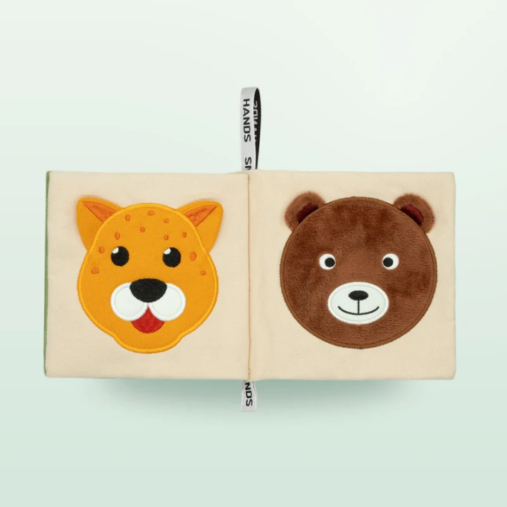 Libro sensorial de tela Small Hands – Animales de África