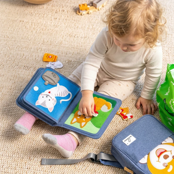 Libro de actividades Montessori – Amigos de las mascotas con mochila