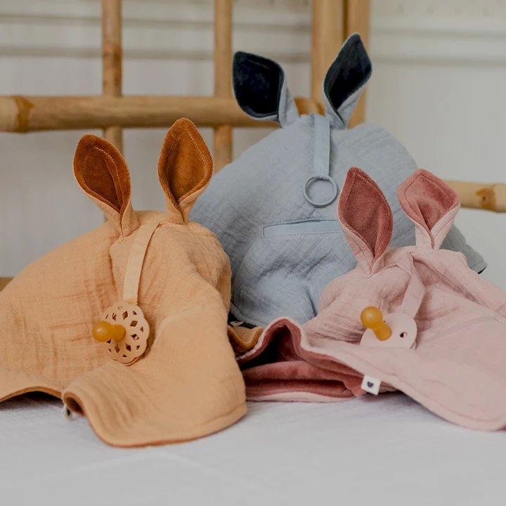 Doudou Kangaroo Cornflower