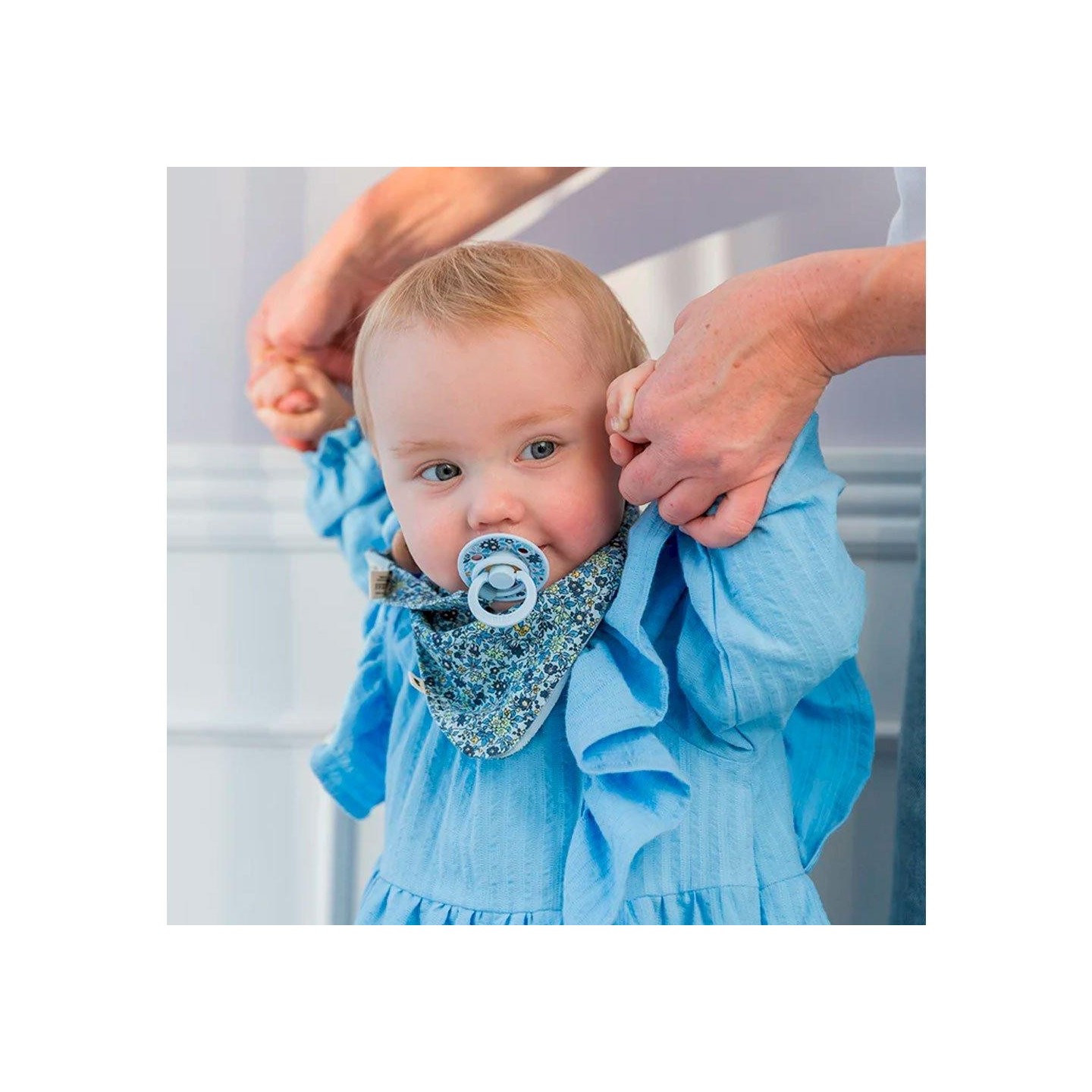 Secababitas BIBS Liberty Chamomile Lawn Baby Blue