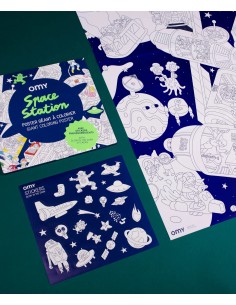 Poster XL "Busca y Encuentra" con pegatinas Space Station 2
