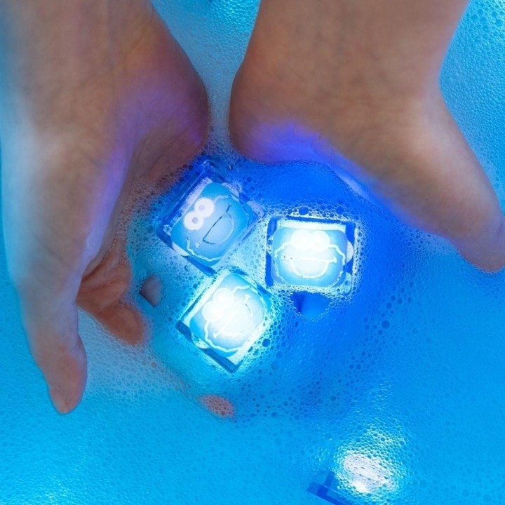 Set 4 cubos con luz Glo Pals Barrio Sesamo - El monstruo de las galletas