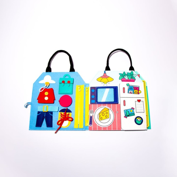 Libro Montessori Play Kit