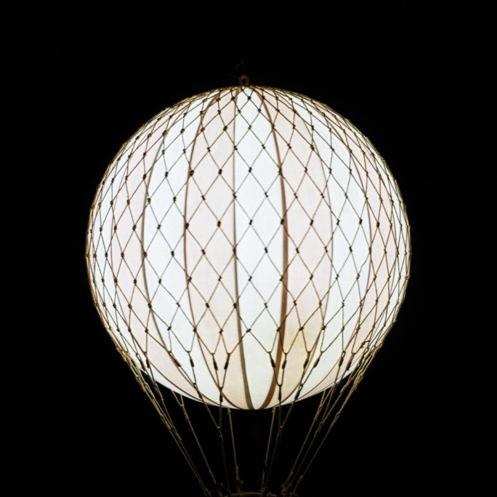 Globo Aerostático Colgante 30 cm con LUZ LED - Rosa