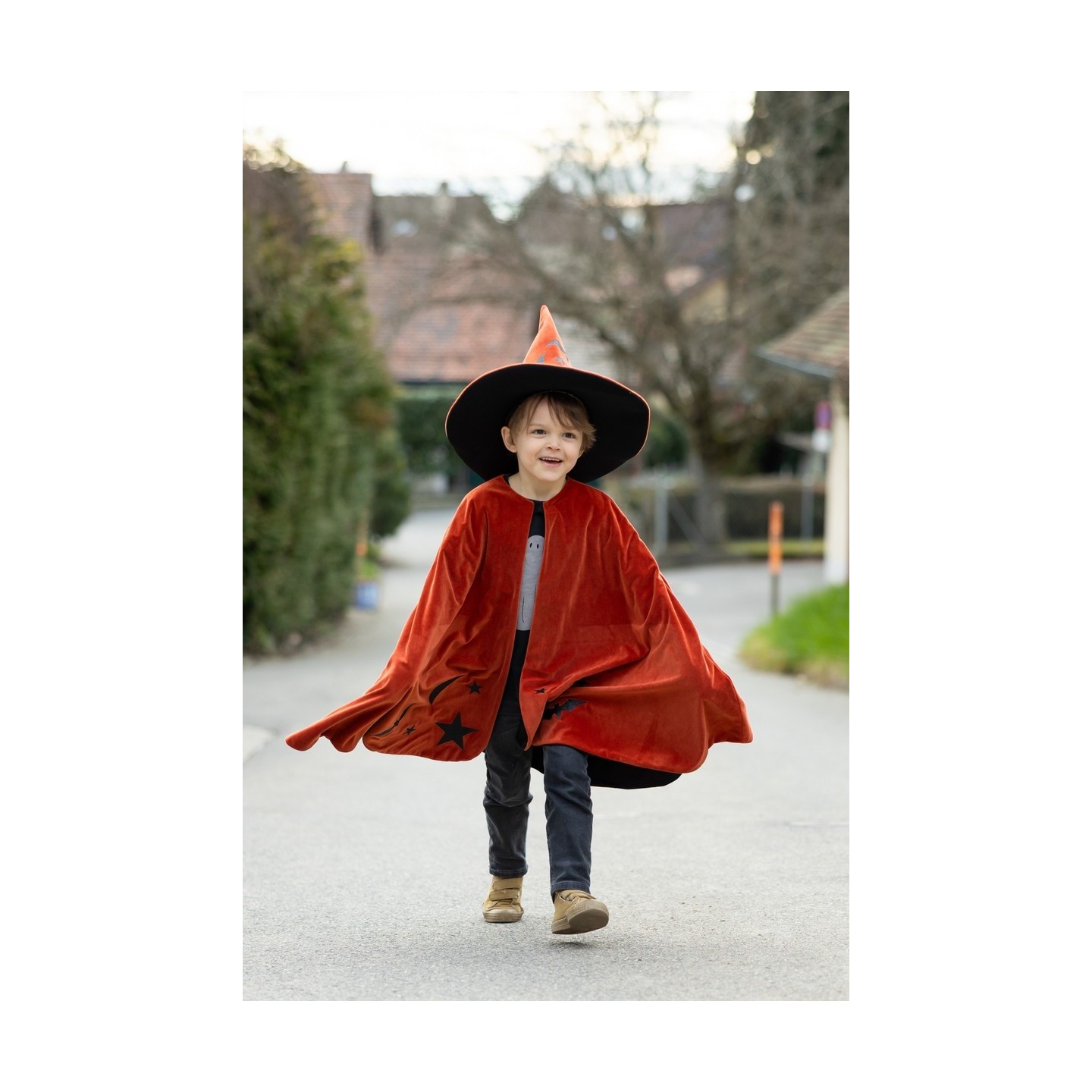 Capa y Gorro de Brujo del Otoño Talla 4-6